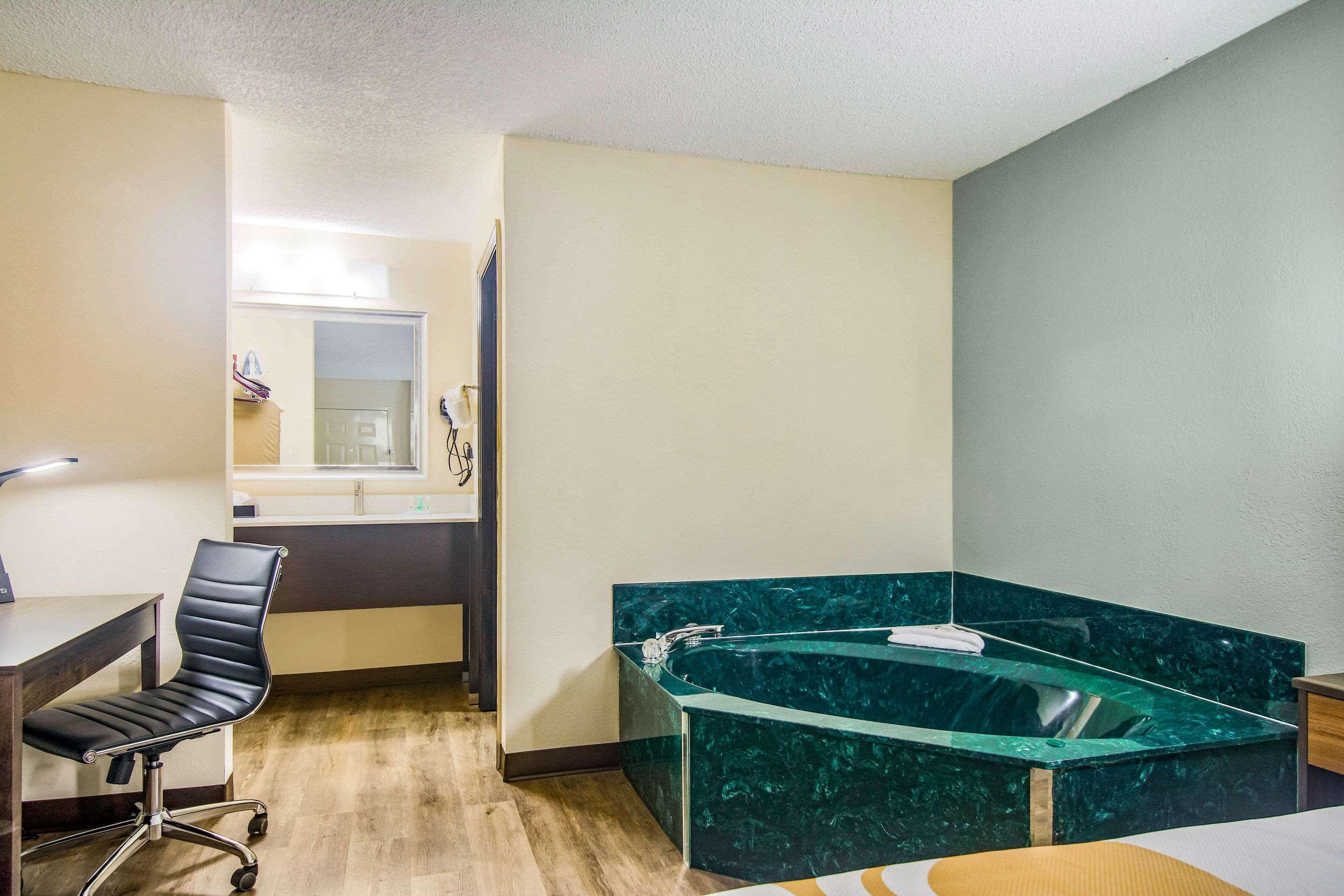 Quality Inn & Suites Lake City Esterno foto